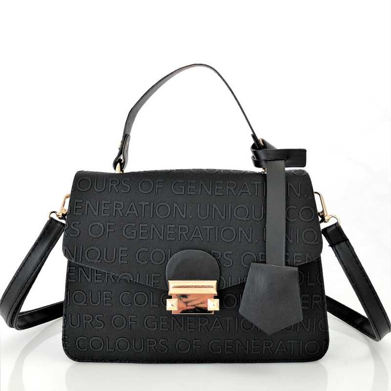 Малка дамска чанта Melina 