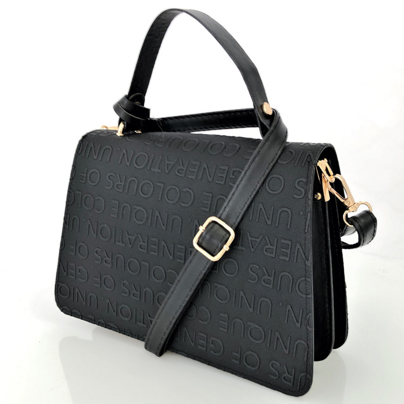 Малка дамска чанта Melina 