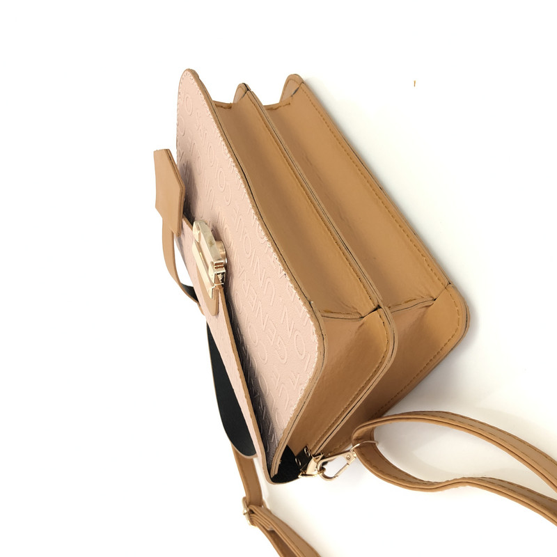 Малка дамска чанта Melina 