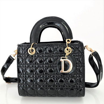 Малка лачена дамска чанта Diorina Black