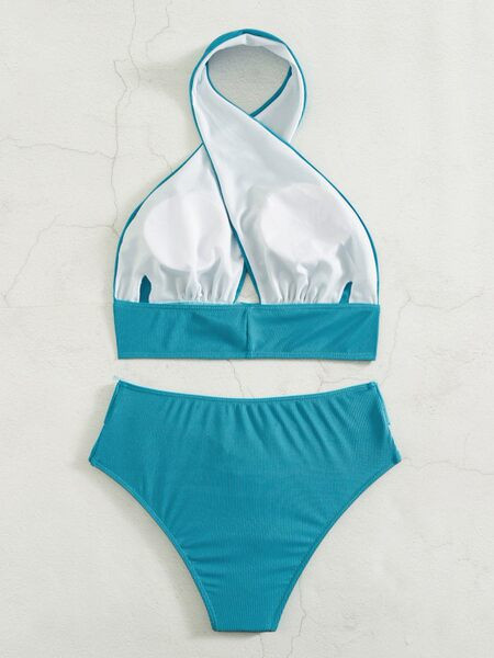 Kétrészes női fürdőruha kereszt pántokkal, magas derékkal