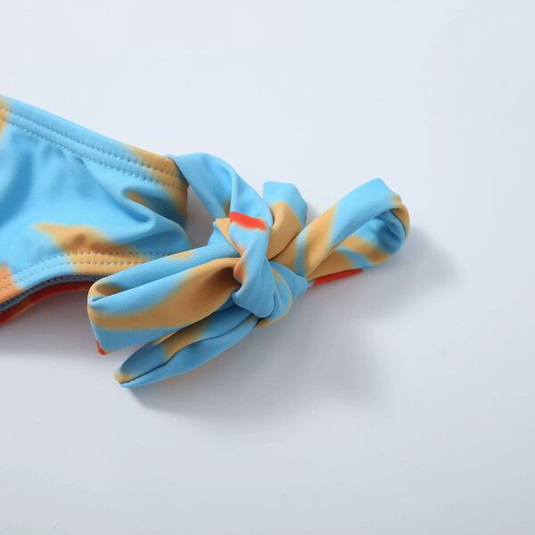 Női fürdőruha pántokkal - három részből áll