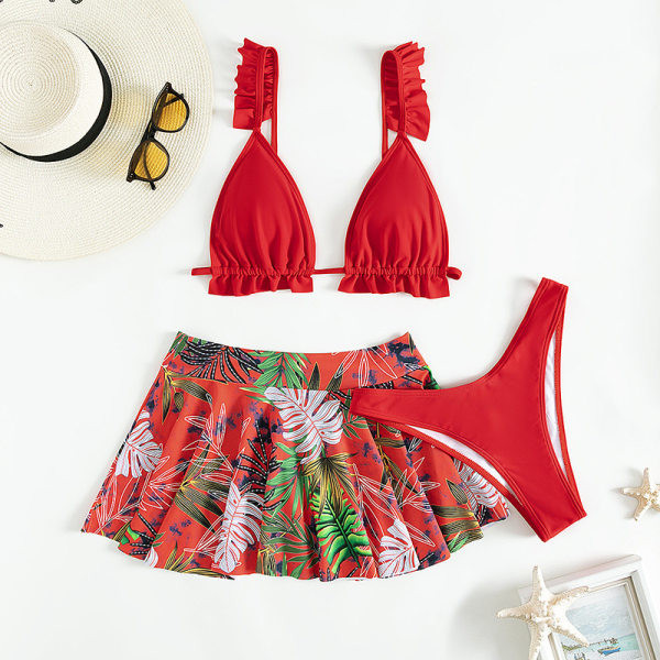 Γυναικείο μαγιό σε δύο μέρη  με βολάν