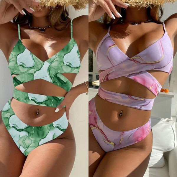 Új, kétrészes fürdőruha magas derékkal és vékony pántokkal nőknek