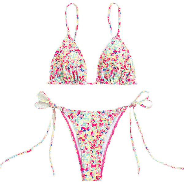 Modern női fürdőruha virágmintával - két részből áll
