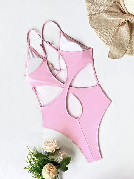 Egy egész női fürdőruha rózsaszínben