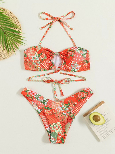 Virágmintás női fürdőruha - két részből áll