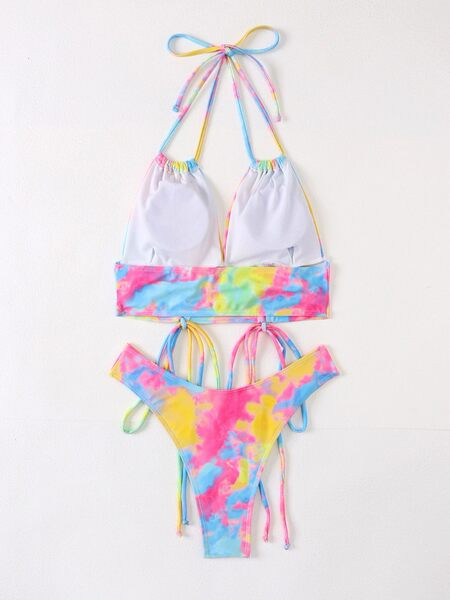 Női színes fürdőruha két részből, spitz nyakkivágással és megkötővel