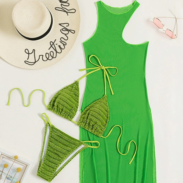 Új női fürdőruha modell, zöld színű pareóval