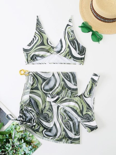 Női fürdőruha fém díszítéssel, zöld színben