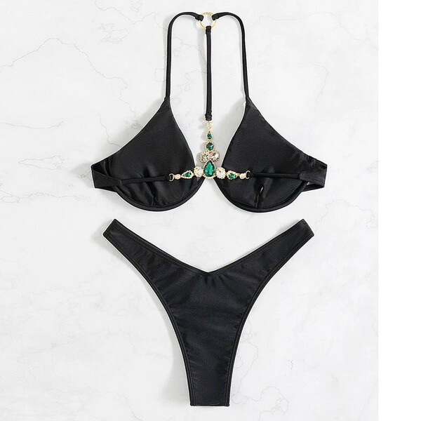 Moodne naiste ujumistrikoo kolmnurkse ülaosaga - kaheosaline