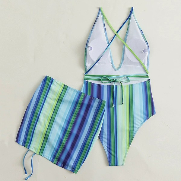 Naiste täisujumistrikoo seljal ristsidemetega