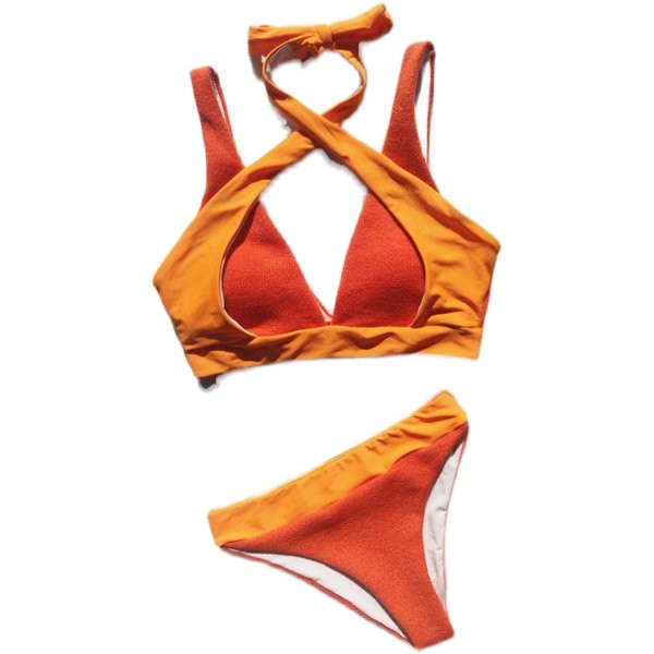 Μοντέρνο μαγιό με χιαστί τιράντες και ψηλή μέση