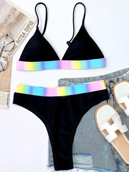 Kétrészes női fürdőruha fekete színben