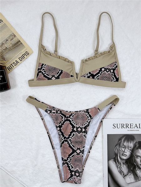 Kétrészes, állatmintás női fürdőruha