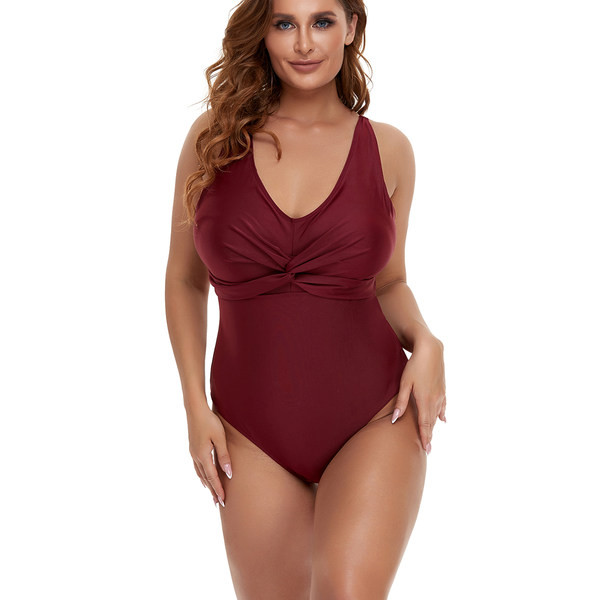 Naiste täielik ujumistrikoo tavaline mudel reguleeritavate rihmadega