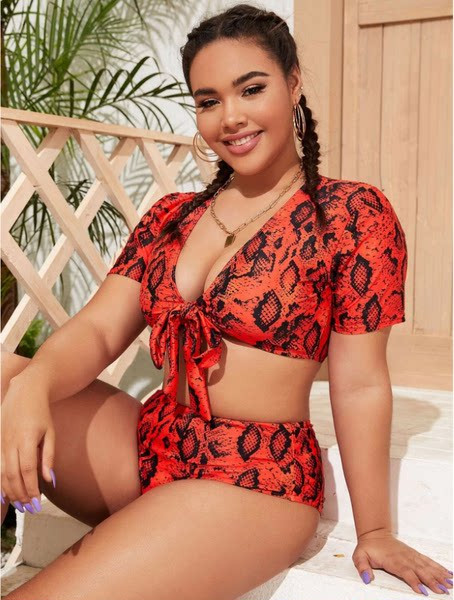 Naiste kõrge vöökohaga ujumistrikoo - loomamustriga