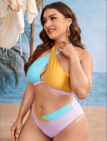 Naiste kaheosaline ujumistrikoo ristrihmade ja kõrge vöökohaga pükstega