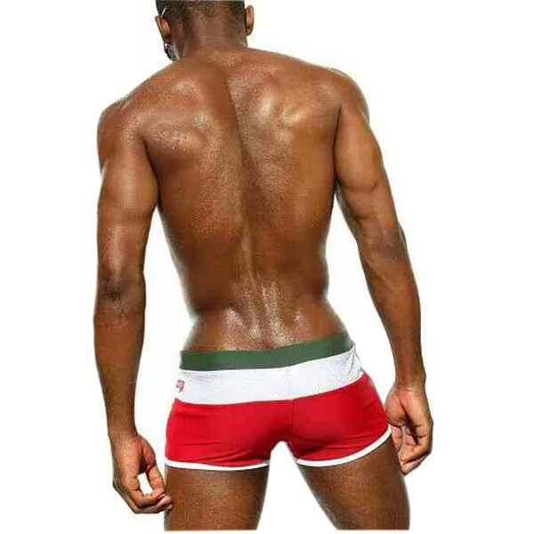 Meeste lipsudega ujumistrikoo ja tikitud kiri uus mudel