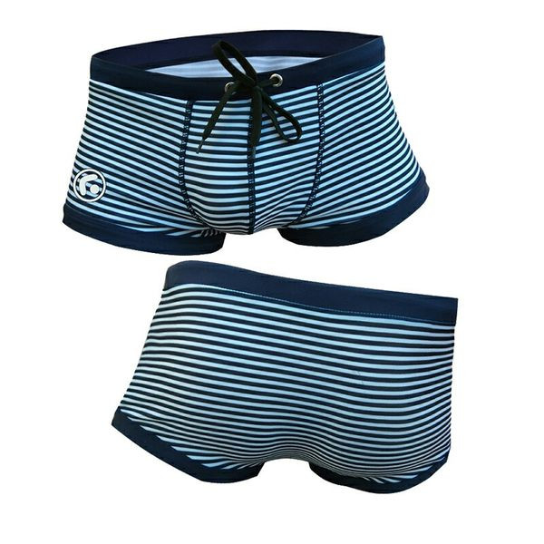 Férfi úszó boxer nyakkendővel