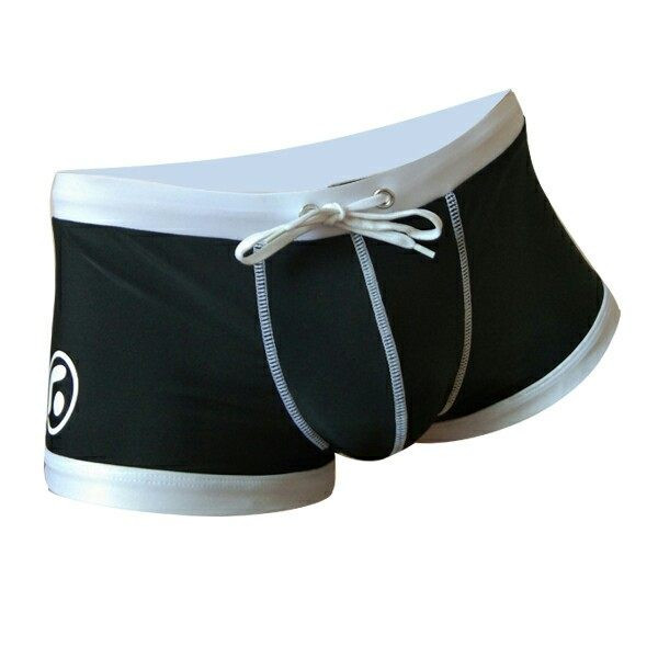 Férfi úszó boxer nyakkendővel