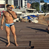 Meeste ujumistrikoo tüüpi püksid lipsudega