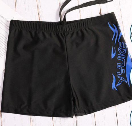 Meeste ujumisbokserid kirjaga