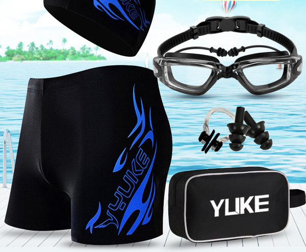 Meeste ujumisbokserid kirjaga