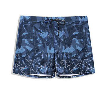 Uut mudelit trükiga meeste ujumistrikoo