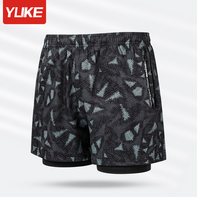 Ujumiseks sobivad meeste lühikesed püksid - mitut värvi