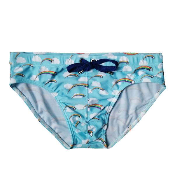 Uut mudelit trükiga meeste ujumistrikoo