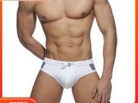 Meeste ujumistrikoo tüüpi püksid lipsudega