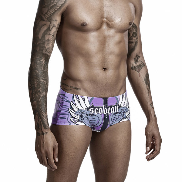 Moodsad aplikatsiooni ja pealdisega meeste ujumisriided