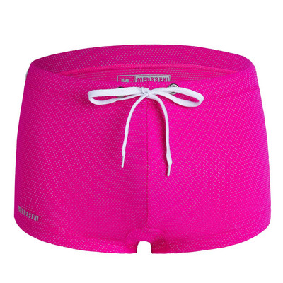 Meeste ujumisriided mitmes värvitoonis lipsudega