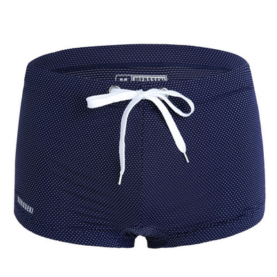 Meeste ujumisriided mitmes värvitoonis lipsudega