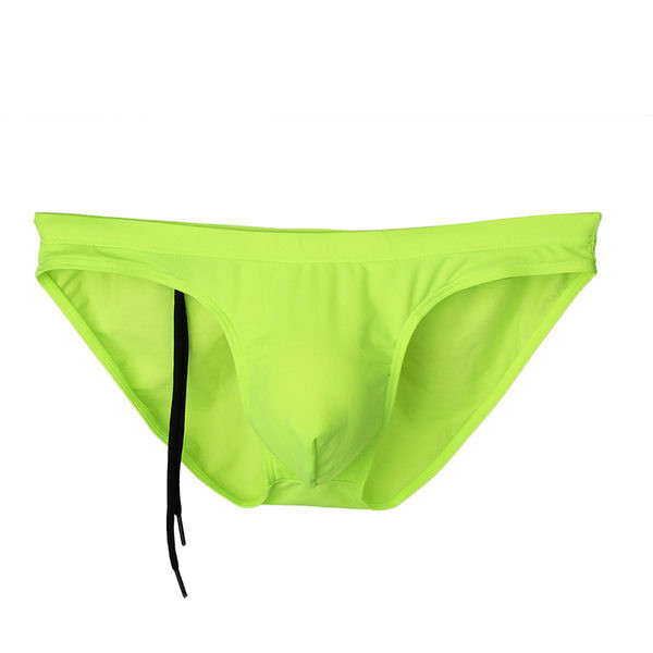 Kiiresti kuivavast kangast meeste ujumisriiete uus mudel