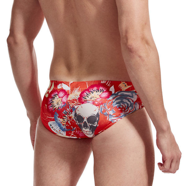 Lillemustriga meeste ujumistrikoo tüüpi põlvpüksid