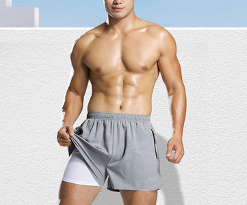 Meeste lühikesed lipsude ja lukuga taskutega rannapüksid