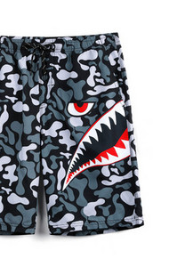 Meeste kiirelt kuivav trükiga ujumistrikoo