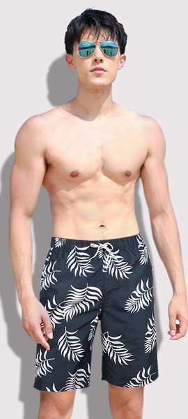 Meeste kiirelt kuivav trükiga ujumistrikoo