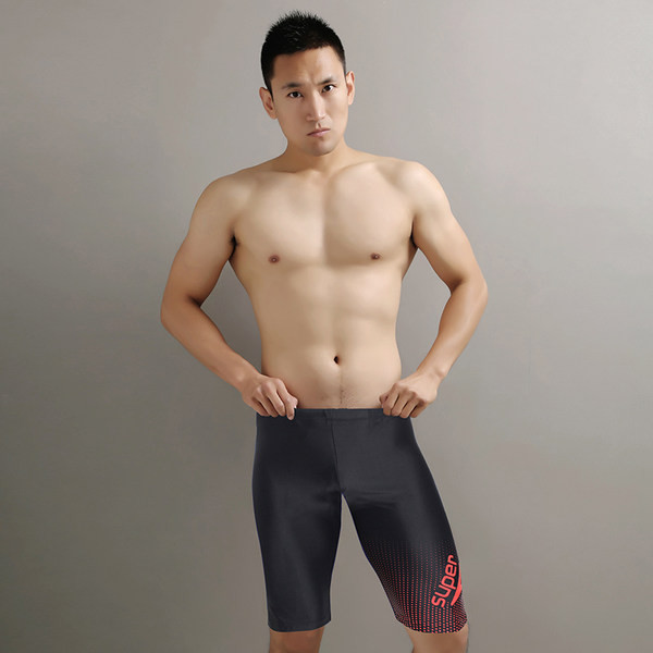 Uus pealdisega meeste ujumisriiete mudel