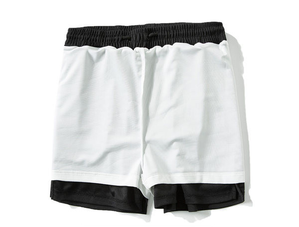 Meeste ujumispüksid kirjaga