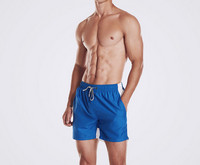 Meeste vabad rannapüksid ääre ja lipsudega