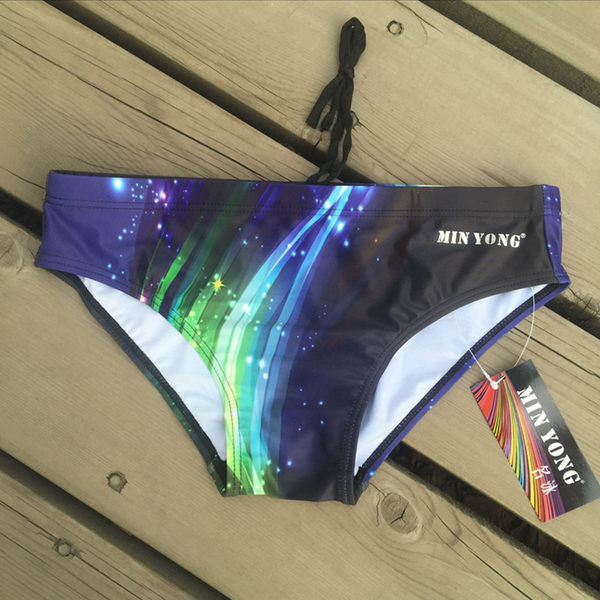 Ανδρικά μαγιό με έγχρωμη στάμπα