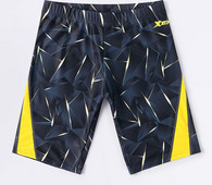 Kiiresti kuivav mustriga ujumistrikoo meestele