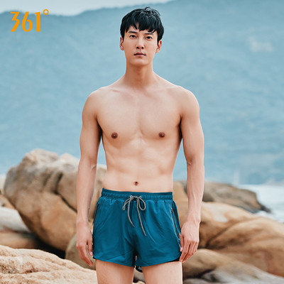 Meeste suvised lühikesed püksid luku ja paeltega