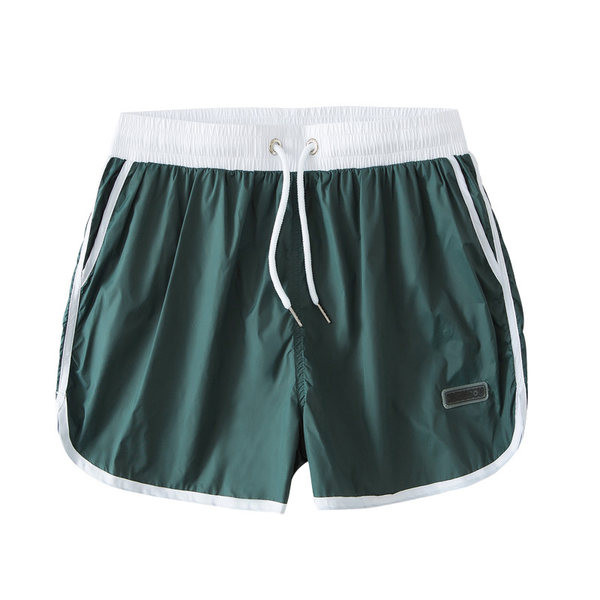 Kiiresti kuivavast kangast meeste ujumisriiete uus mudel