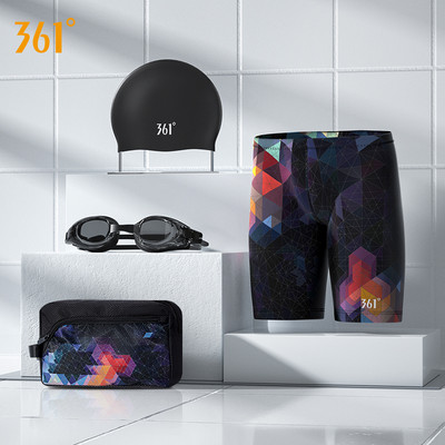 Meeste värvilise mustriga ujumispüksid