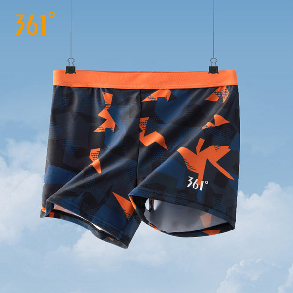 Kiiresti kuivavast kangast värviline meeste ujumistrikoo uus mudel