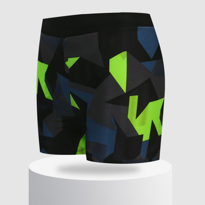 Värvilise mustriga meeste rannabokserid